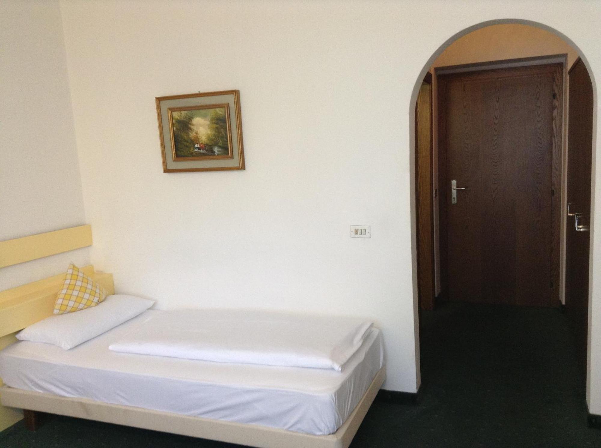 Hotel Daniela メラーノ エクステリア 写真